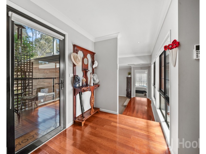 9 Aspen Rise, Jerrabomberra NSW 2619