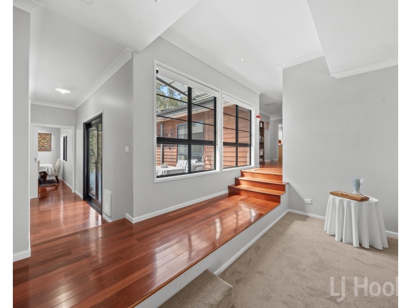 9 Aspen Rise, Jerrabomberra NSW 2619