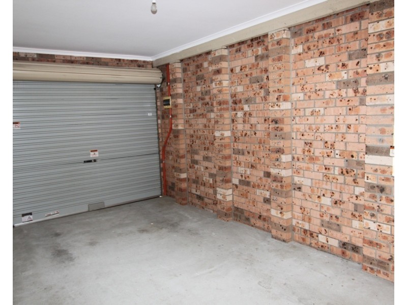 2/1 McKeahnie Street, Queanbeyan NSW 2620