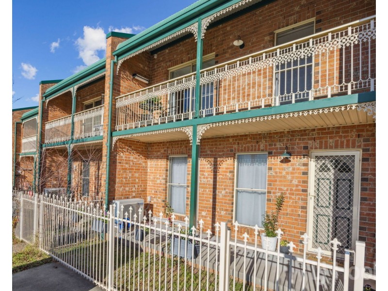 16/44 Carrington Street, Queanbeyan NSW 2620