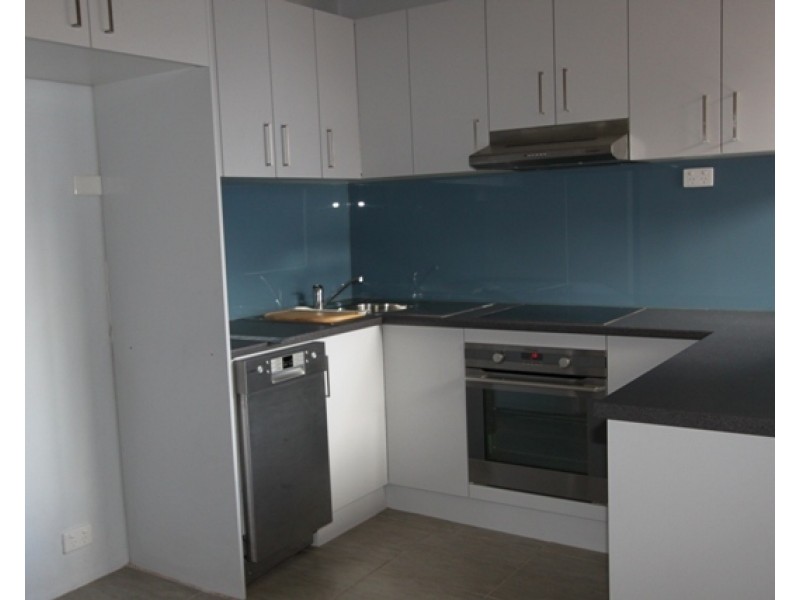 13/15 Crest Road, Queanbeyan NSW 2620