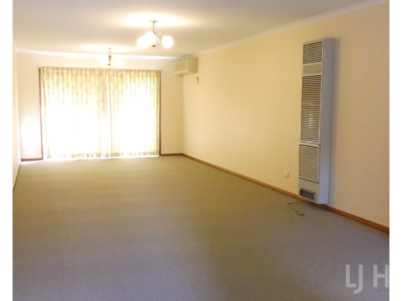 11/1-3 Forest Drive, Jerrabomberra NSW 2619