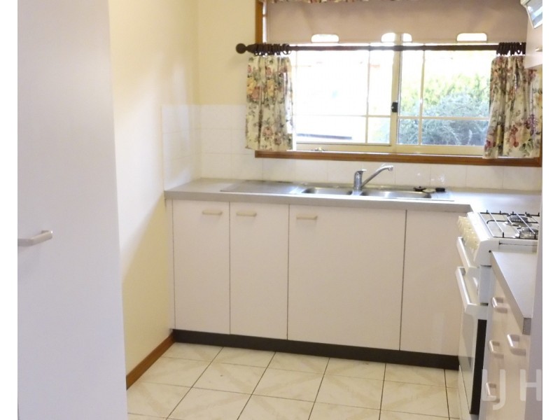 11/1-3 Forest Drive, Jerrabomberra NSW 2619