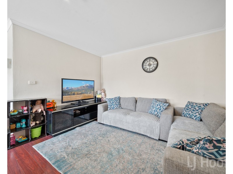 2/13-17 Carinya Street, Queanbeyan NSW 2620