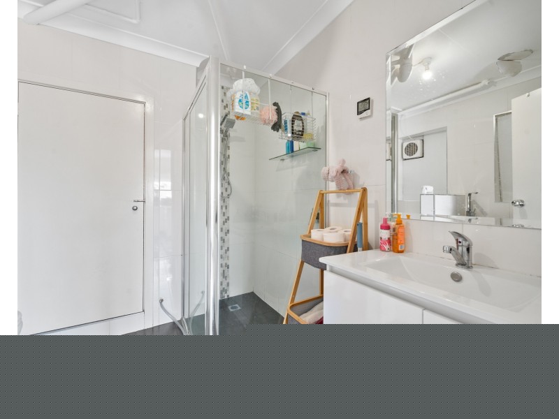2/13-17 Carinya Street, Queanbeyan NSW 2620