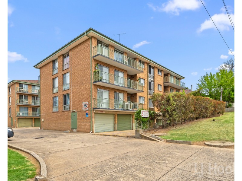 2/13-17 Carinya Street, Queanbeyan NSW 2620
