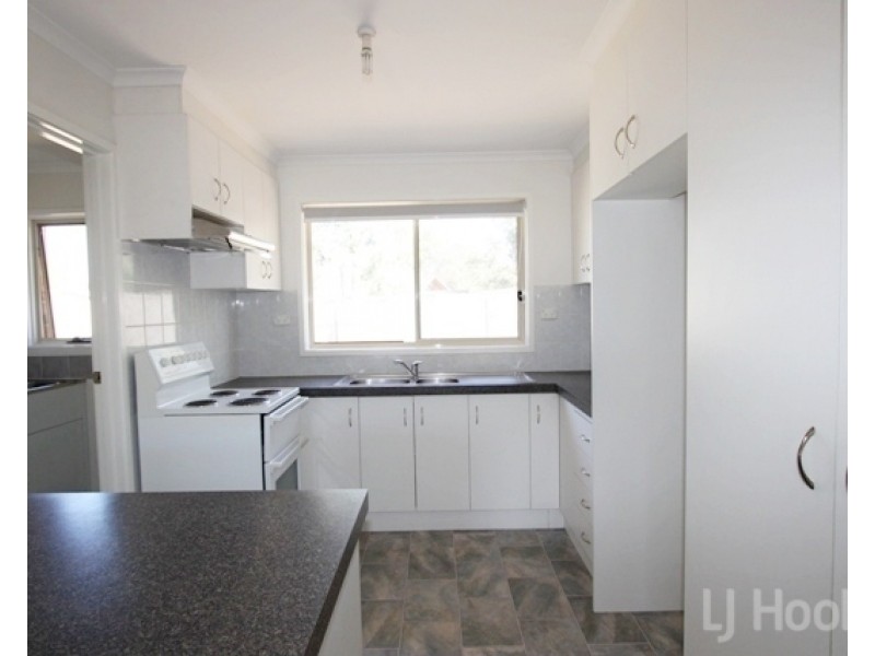 1/10 Franklin Court, Jerrabomberra NSW 2619