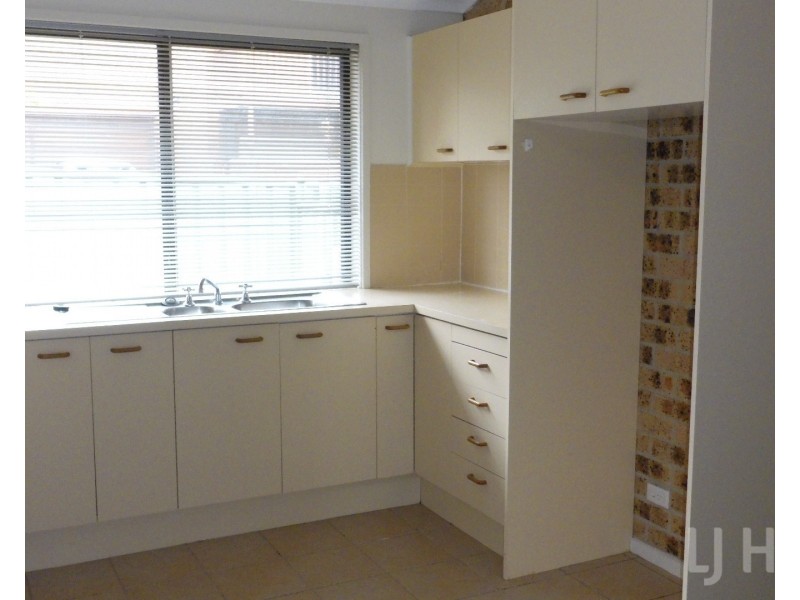 6/14 Hakea Street, Queanbeyan NSW 2620