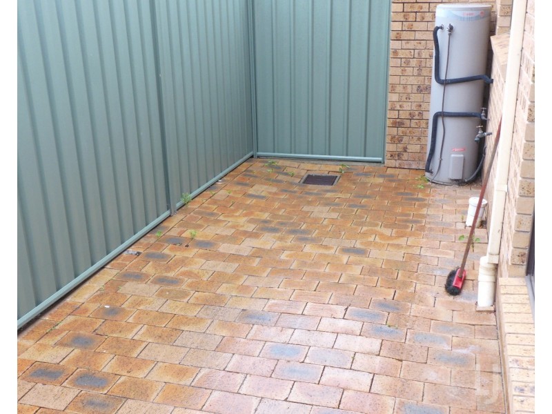 6/14 Hakea Street, Queanbeyan NSW 2620