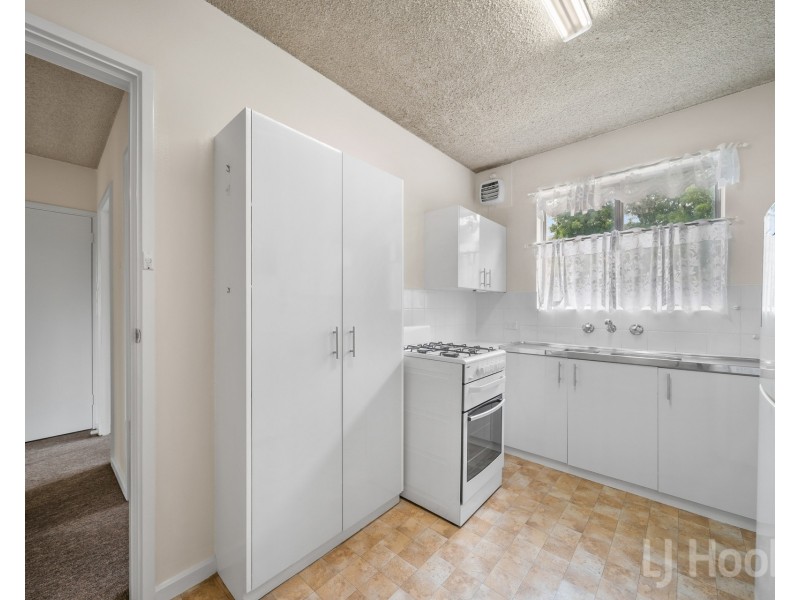 4/3 Velacia Place, Queanbeyan NSW 2620