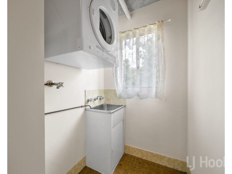 4/3 Velacia Place, Queanbeyan NSW 2620
