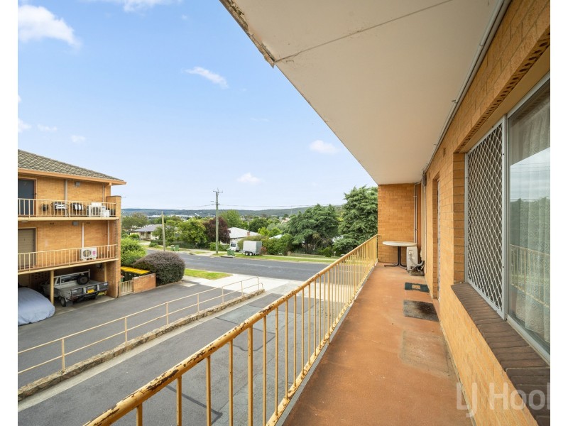 1/63 Donald Road, Queanbeyan NSW 2620