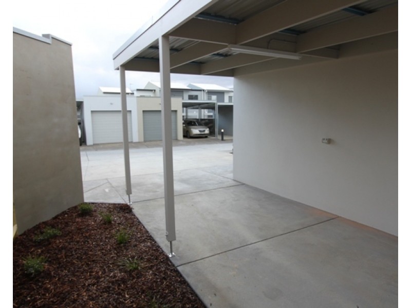 78 Caragh Avenue, Googong NSW 2620