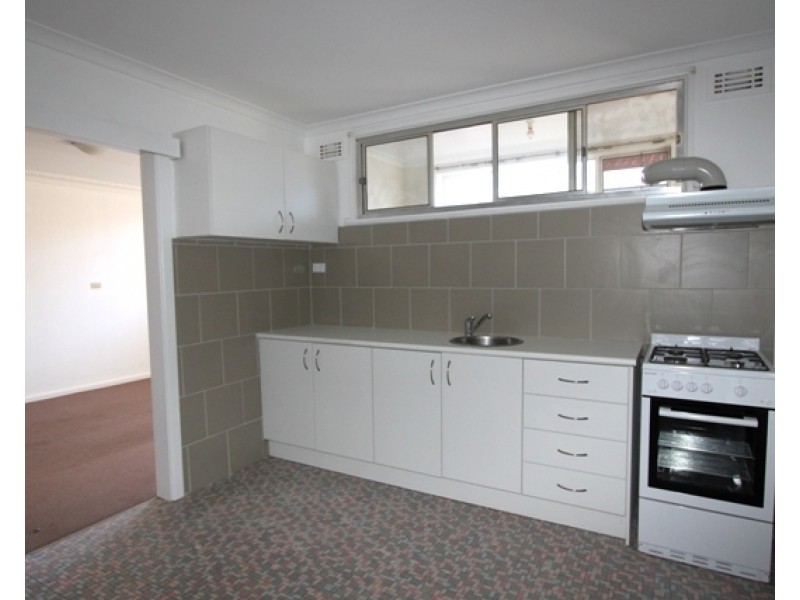 8B Federal Avenue, Queanbeyan NSW 2620