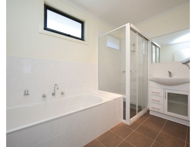 2/3-5 Geebung Place, Queanbeyan NSW 2620
