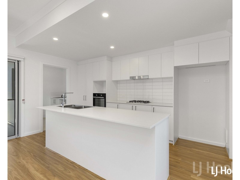 104 Gorman Drive, Googong NSW 2620