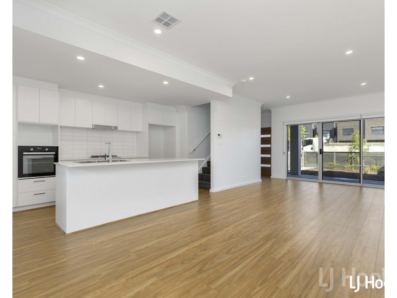 104 Gorman Drive, Googong NSW 2620