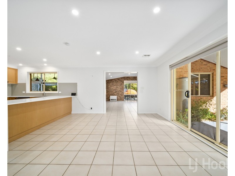 11 Coachwood Avenue, Jerrabomberra NSW 2619