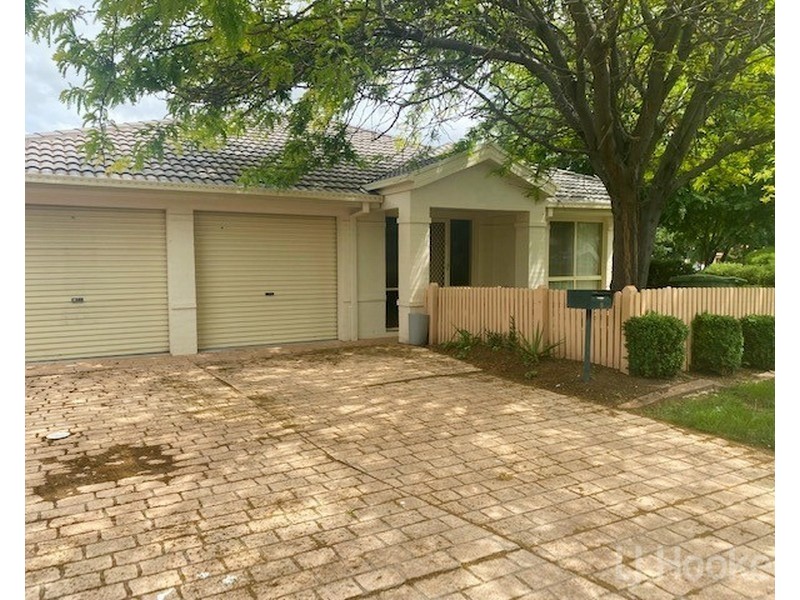 9 Bayside Court, Jerrabomberra NSW 2619