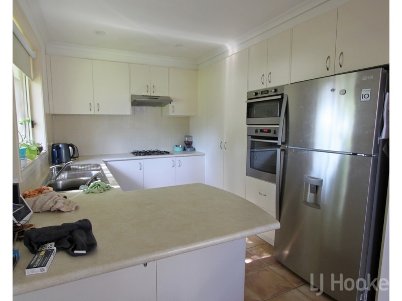 9 Bayside Court, Jerrabomberra NSW 2619