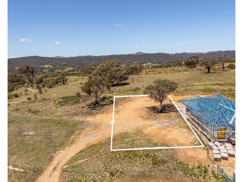 32 Chimney Rise, Googong NSW 2620