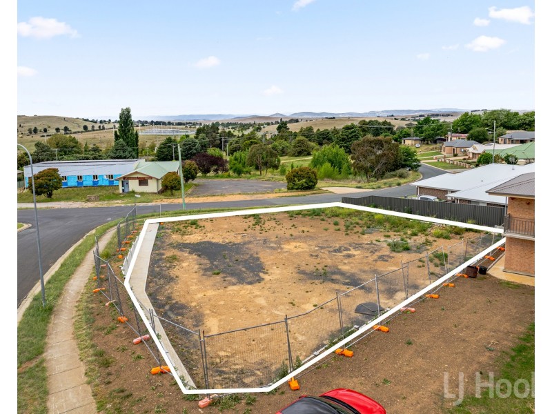 2 East Camp Road, Cooma NSW 2630