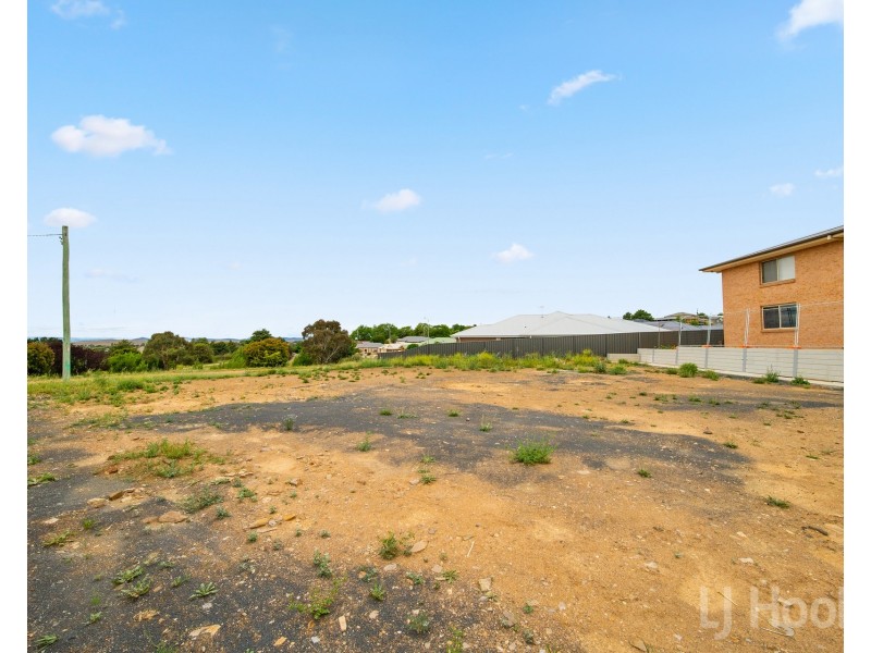 2 East Camp Road, Cooma NSW 2630