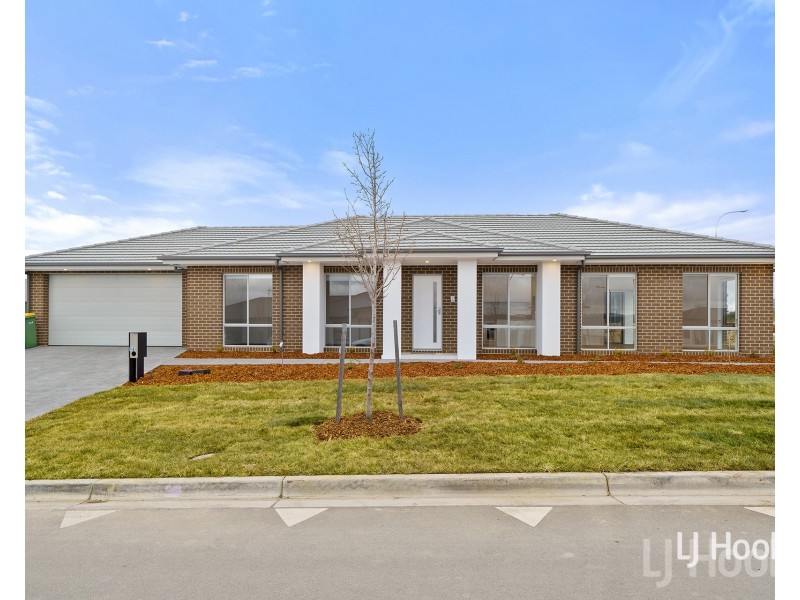 16 Rosa Street, Googong NSW 2620