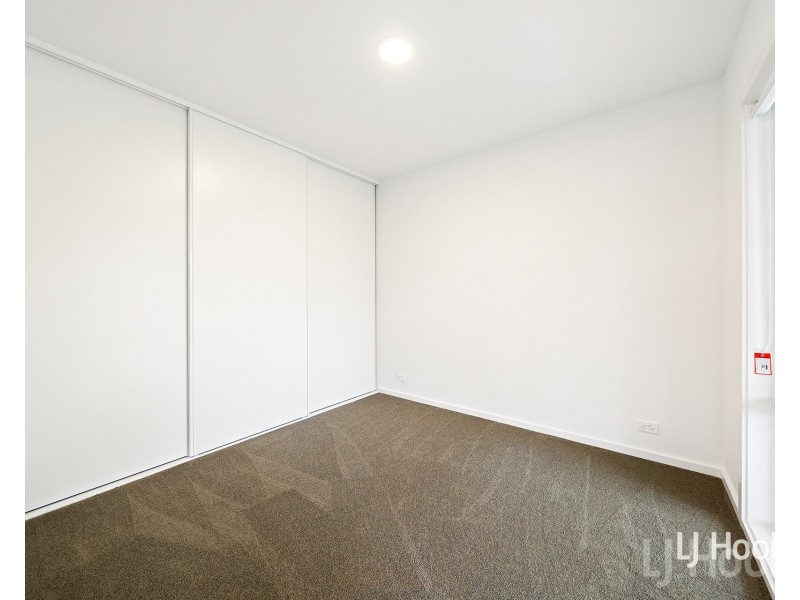 16 Rosa Street, Googong NSW 2620