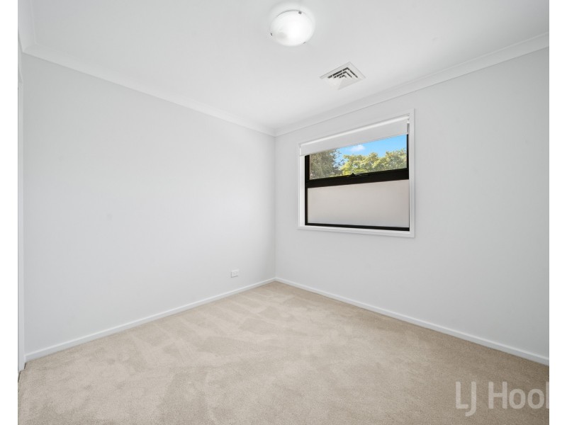 8/36 Cameron Road, Queanbeyan NSW 2620