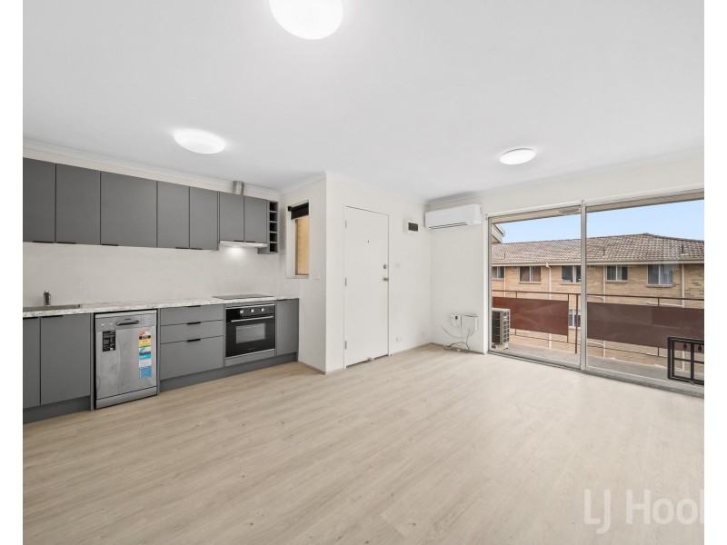 21/52 Trinculo Place, Queanbeyan East NSW 2620