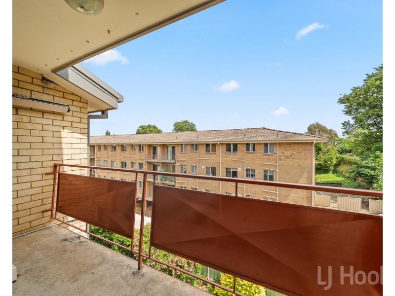 21/52 Trinculo Place, Queanbeyan East NSW 2620