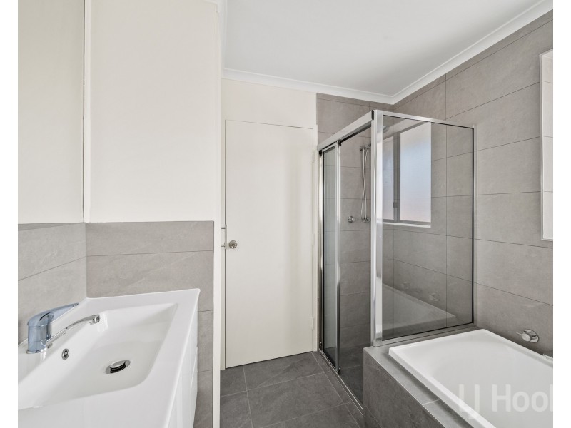 21/52 Trinculo Place, Queanbeyan East NSW 2620