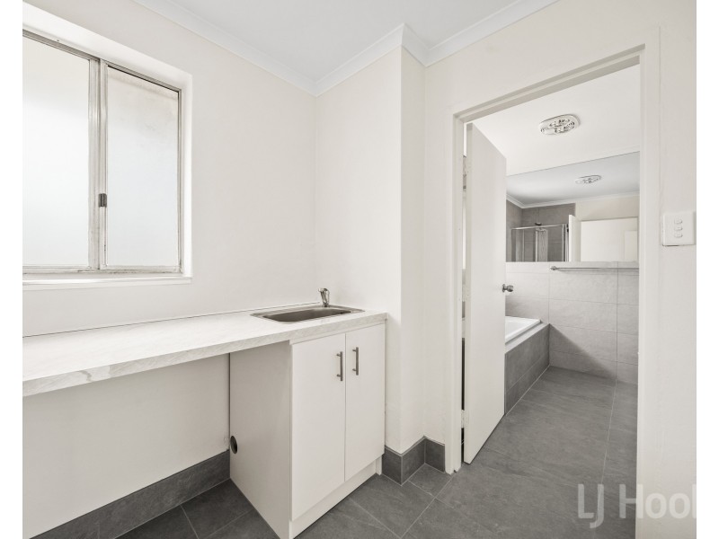 21/52 Trinculo Place, Queanbeyan East NSW 2620