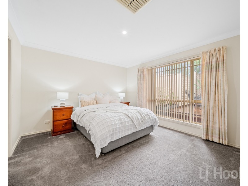 39 McCrae Street, Queanbeyan West NSW 2620