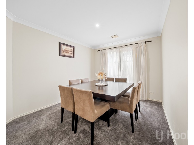 39 McCrae Street, Queanbeyan West NSW 2620