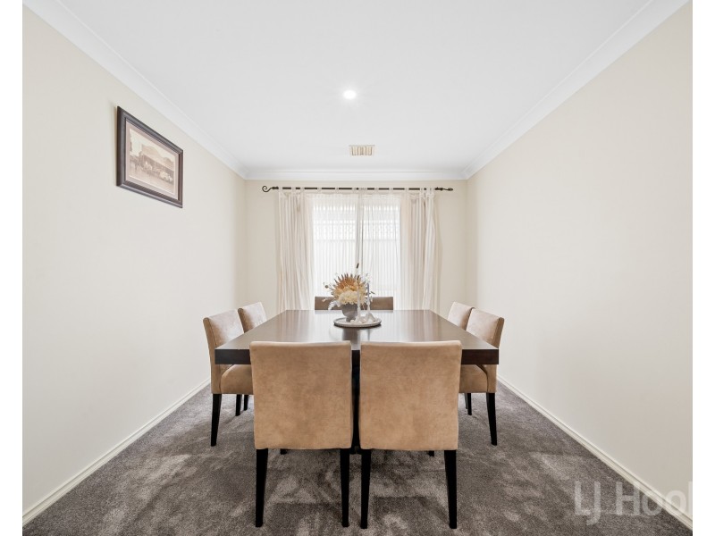 39 McCrae Street, Queanbeyan West NSW 2620
