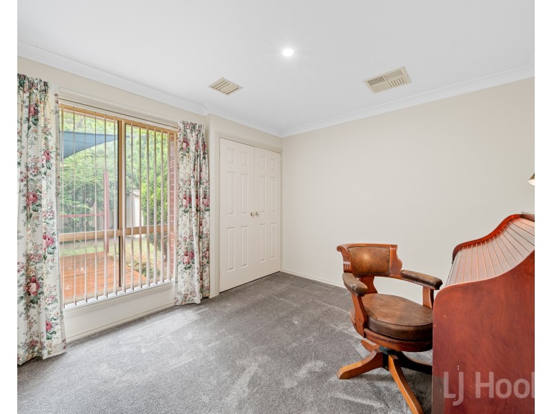 39 McCrae Street, Queanbeyan West NSW 2620