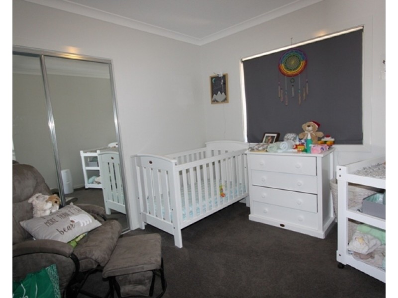 36 Aprasia Avenue, Googong NSW 2620