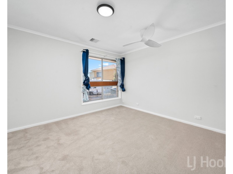 26 Cassinia Street, Crestwood NSW 2620