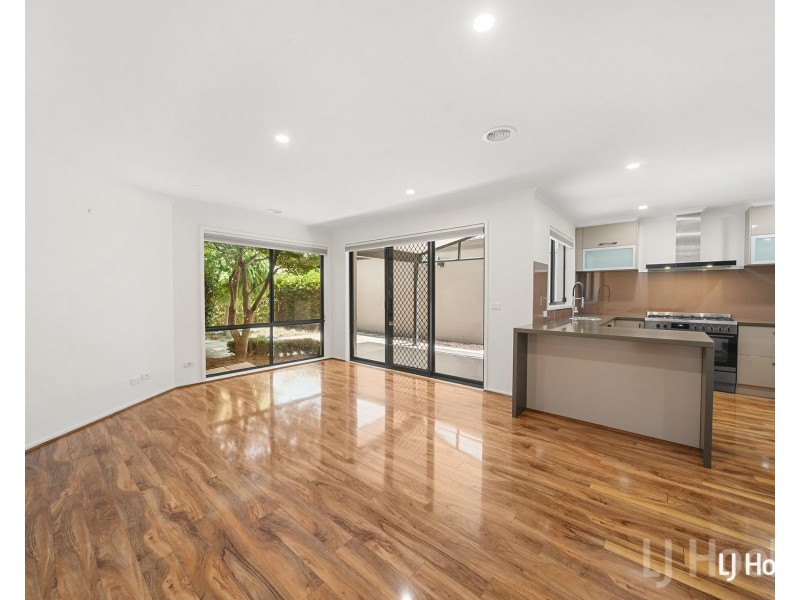 3/9 Coral Drive, Jerrabomberra NSW 2619