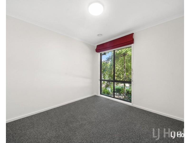 3/9 Coral Drive, Jerrabomberra NSW 2619