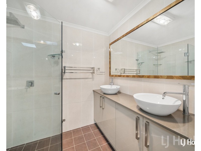 3/9 Coral Drive, Jerrabomberra NSW 2619