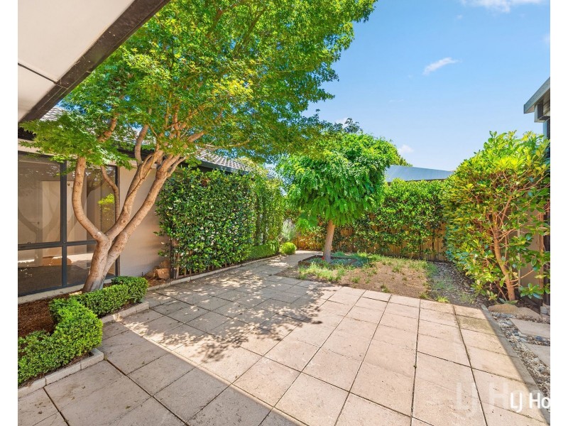 3/9 Coral Drive, Jerrabomberra NSW 2619