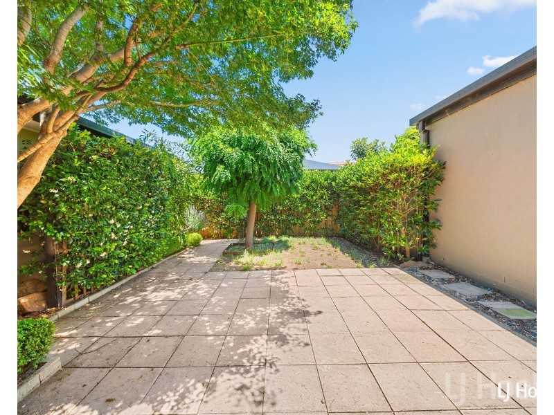 3/9 Coral Drive, Jerrabomberra NSW 2619