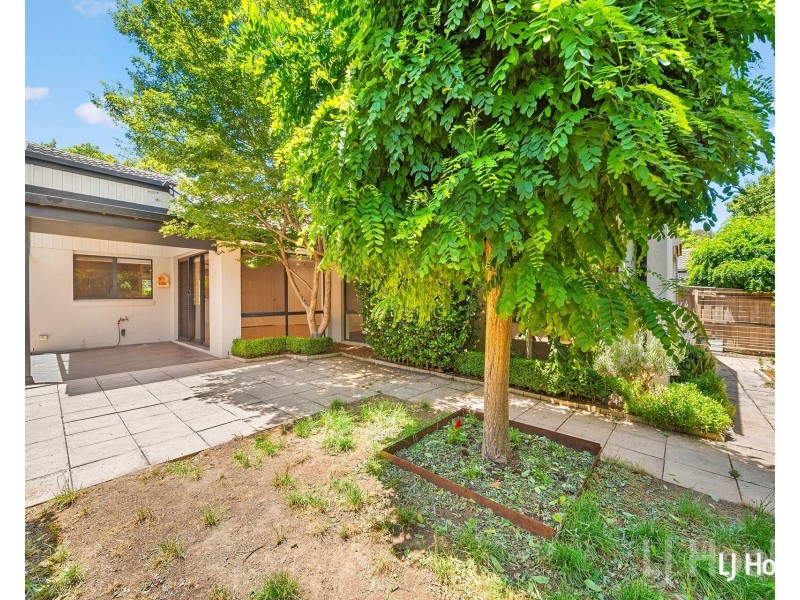 3/9 Coral Drive, Jerrabomberra NSW 2619