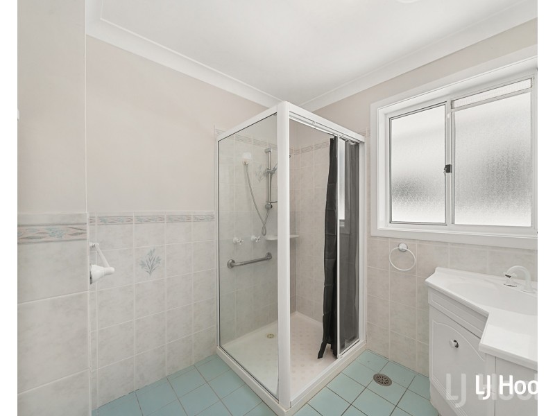 12 Cassidy Street, Queanbeyan West NSW 2620