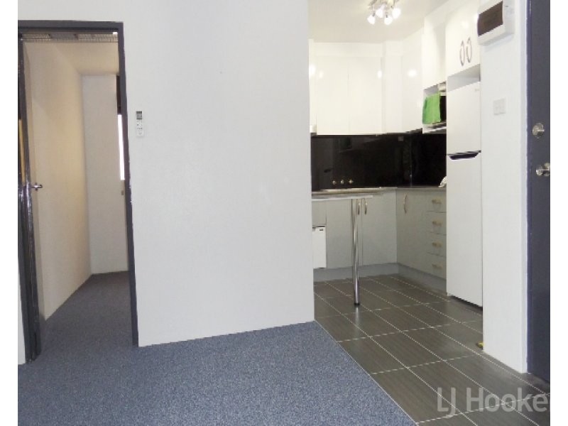 12/5 Mowatt Street, Queanbeyan NSW 2620