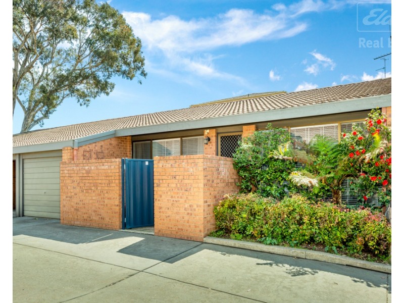 7/15 McKeahnie Street, Queanbeyan NSW 2620