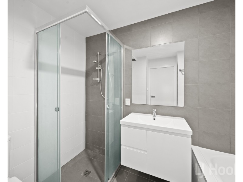 97/1 Rowland Rees Crescent, Greenway ACT 2900
